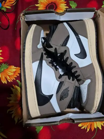 Jordan 1 Travis scoot - miniatura 4
