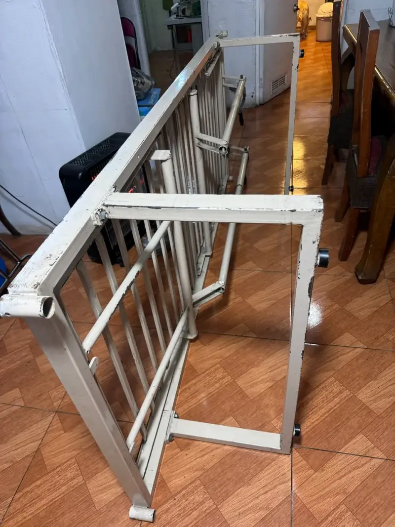 Cama Clínica - 2