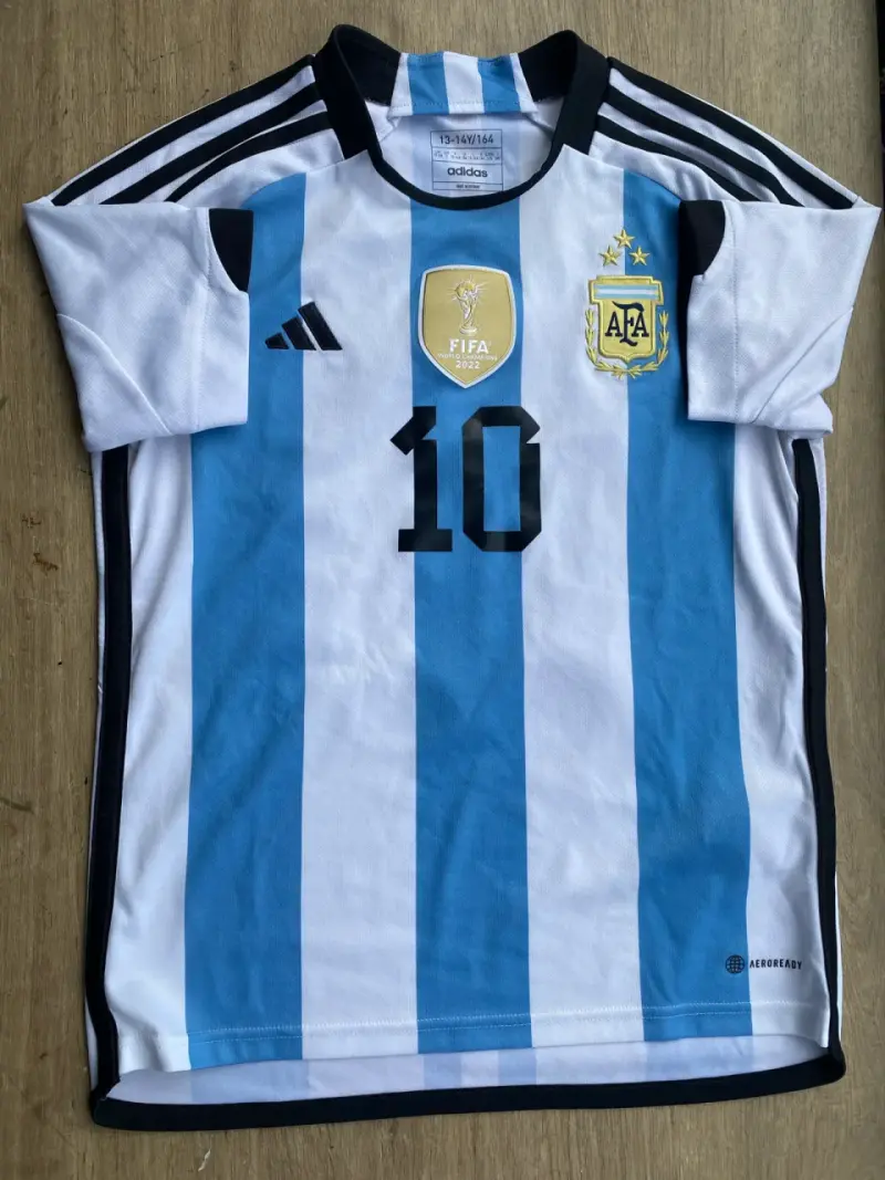 Camiseta Messi Adidas original Mundial 2022 - 1