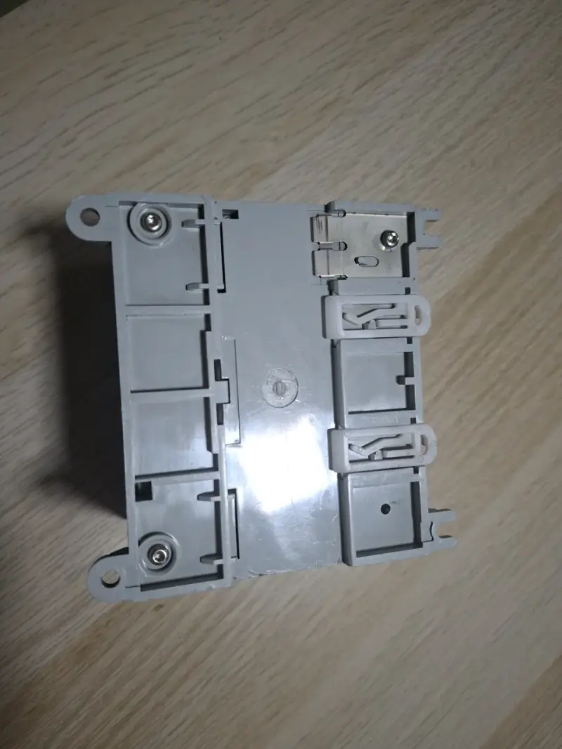 Controlador lógico programable Allen-Bradley MicroLogix 1100 - 5