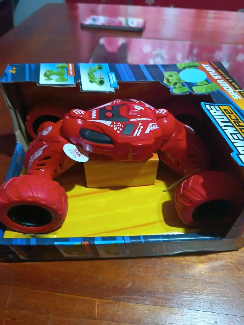 Auto de juguete Adventure Race Spider Stunt rojo