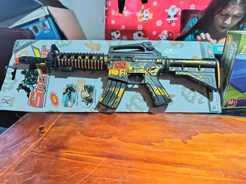 Rifle de juguete Shooter con luces y sonido