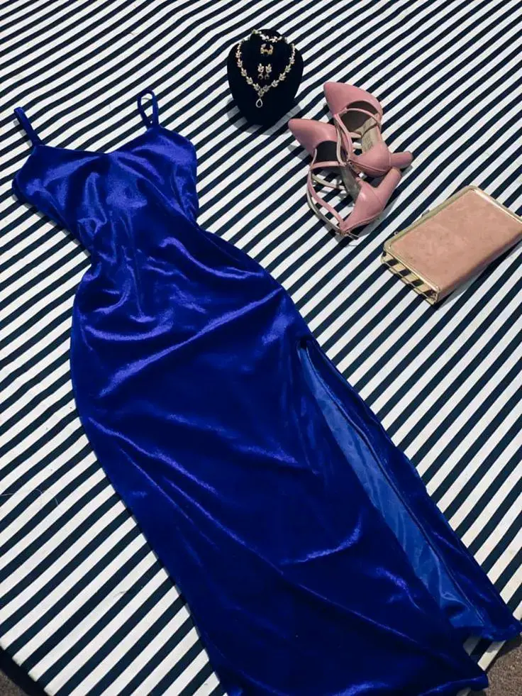 Vestido largo azul aterciopelado - 3