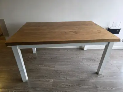 Mesa de comedor de madera rústica - miniatura 1