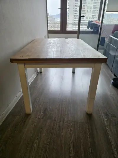 Mesa de comedor de madera rústica - miniatura 2