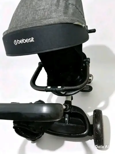 Coche de bebé Bebesit negro con capota ajustable - miniatura 2