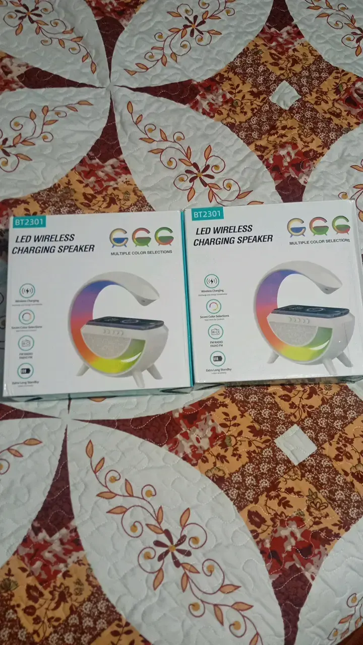 Parlante LED Inalámbrico BT2301 con Carga - 3