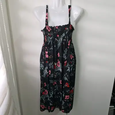 Vestido largo floral negro con tirantes - miniatura 1