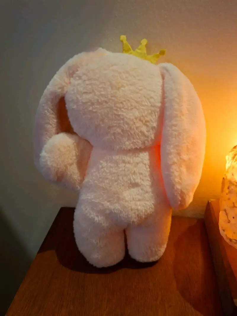Peluche conejo con corona y moño azul - 2