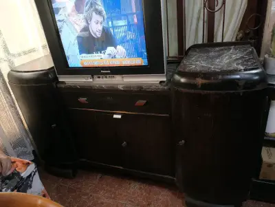 Mueble de TV vintage con cajones y puertas - miniatura 3