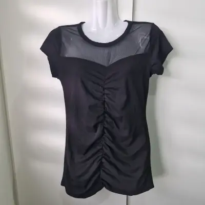 Polera negra con malla transparente para mujer - miniatura 2