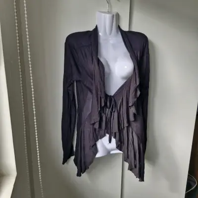 Cardigan negro con volantes para mujer - miniatura 1
