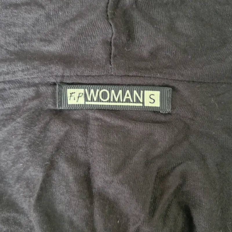 Cardigan negro con volantes para mujer - 3