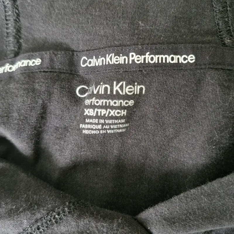 Polerón Calvin Klein Performance gris oscuro - 2