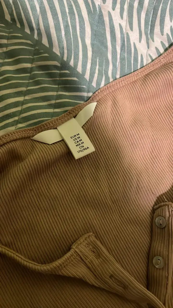 Polera manga larga beige para mujer - 2