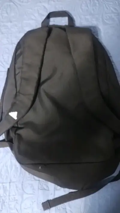 Mochila negra Adidas - miniatura 2