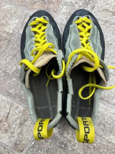 Zapatillas de Escalada La Sportiva Mythos Verde - miniatura 2