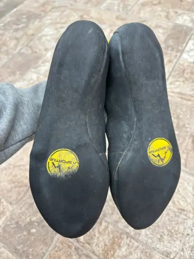 Zapatillas de Escalada La Sportiva Mythos Verde - miniatura 3