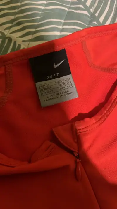 Polera deportiva roja Nike Dri-Fit - miniatura 2