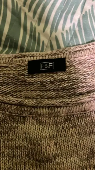 Suéter de mujer F&F tejido beige - miniatura 2