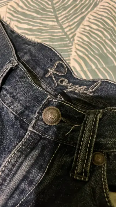 Jeans Royal Premium para hombre en buen estado - miniatura 2