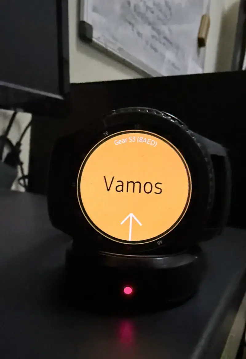 Smartwatch Samsung Gear S3 con cargador - 2