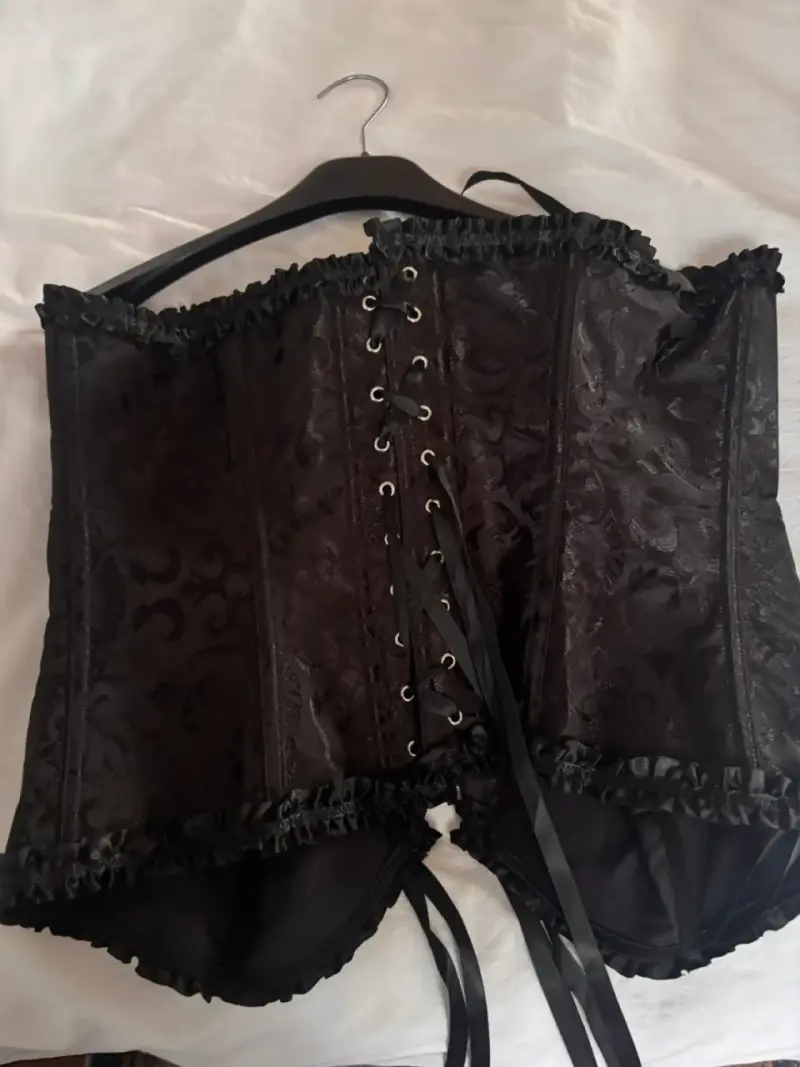 Corset negro con encaje y cintas ajustables - 3