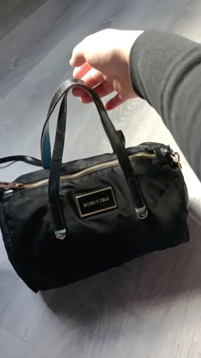 Bolso negro Bimba y Lola con correas de cuero - miniatura 1