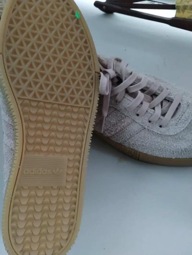 Zapatillas Adidas Samba Rosadas de Gamuza - 2