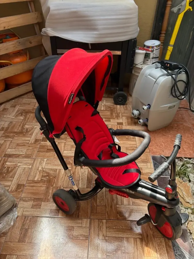 Triciclo para niños rojo con toldo - 1