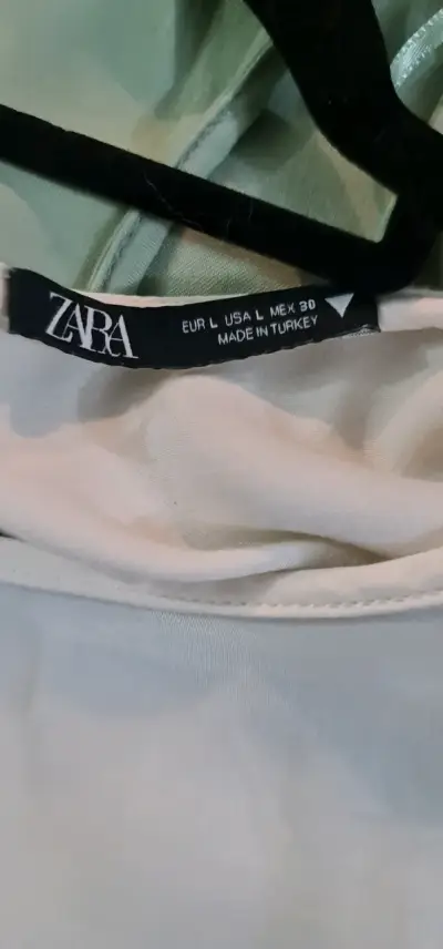 Blusa sin mangas blanca Zara con ajuste - miniatura 3