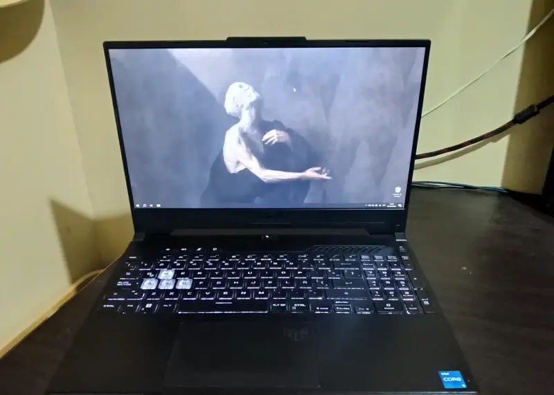 Notebook Asus TUF Dash F15 - 1