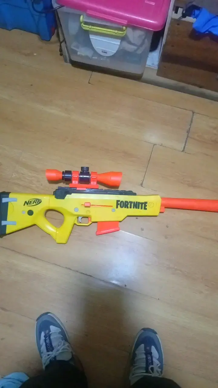 Rifle de juguete Nerf Fortnite con mira - 1