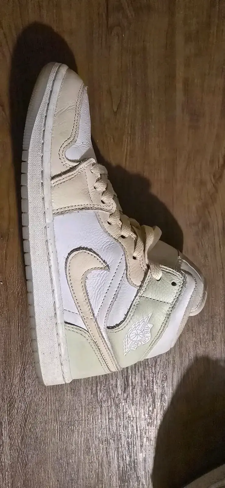 Zapatilas Air Jordan 1 Mid beige y blancas - 5