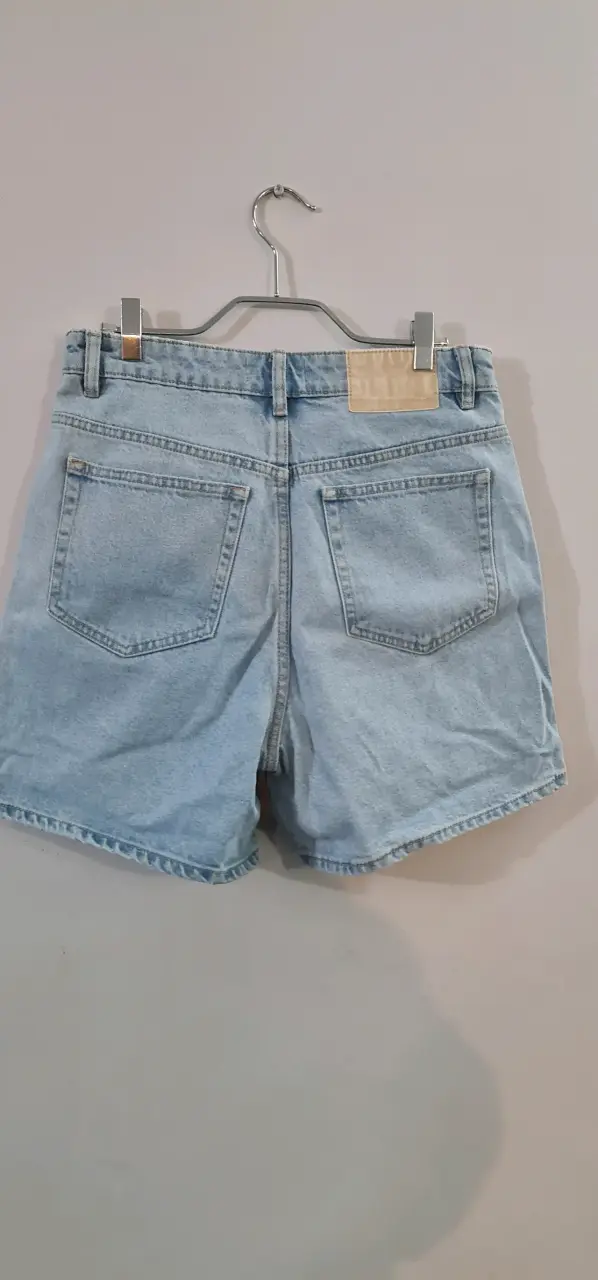 Shorts de mezclilla azul claro Zara - 2