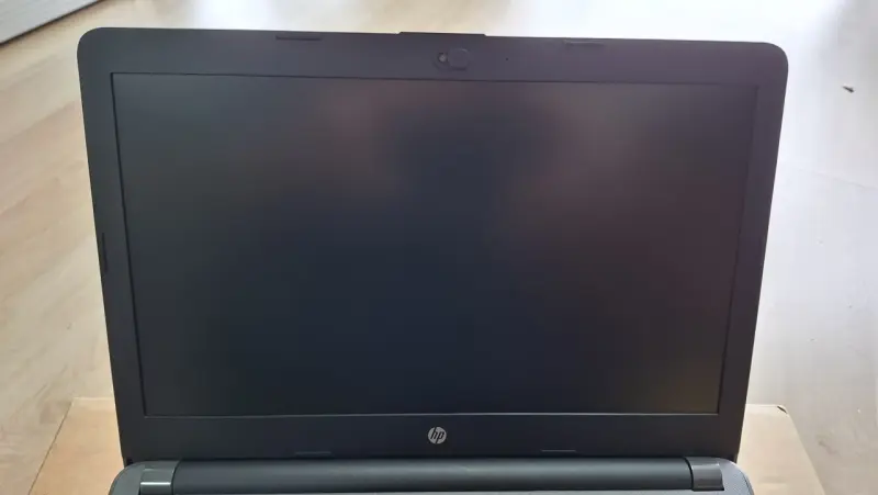 Laptop HP - 3