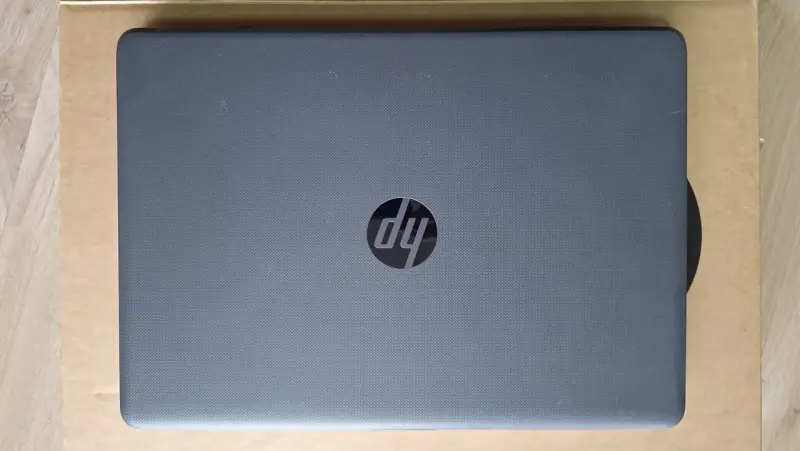 Laptop HP - 4