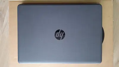 Laptop HP - miniatura 4