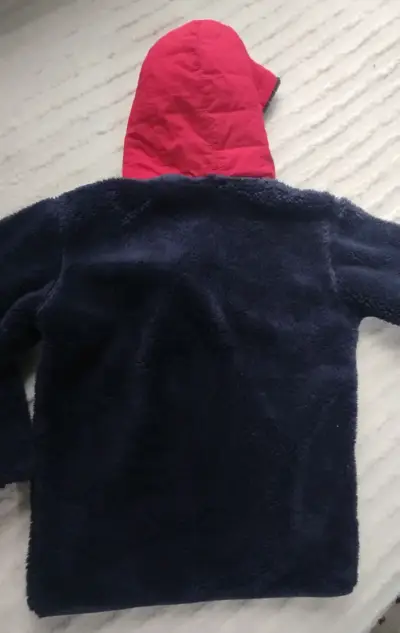 Polerón Maui polar con capucha rojo y azul - miniatura 2
