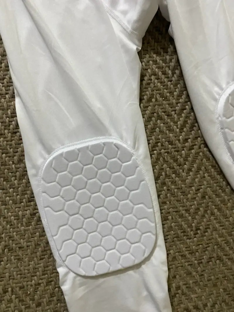 Calzas deportivas blancas con protección Pro Combat - 3