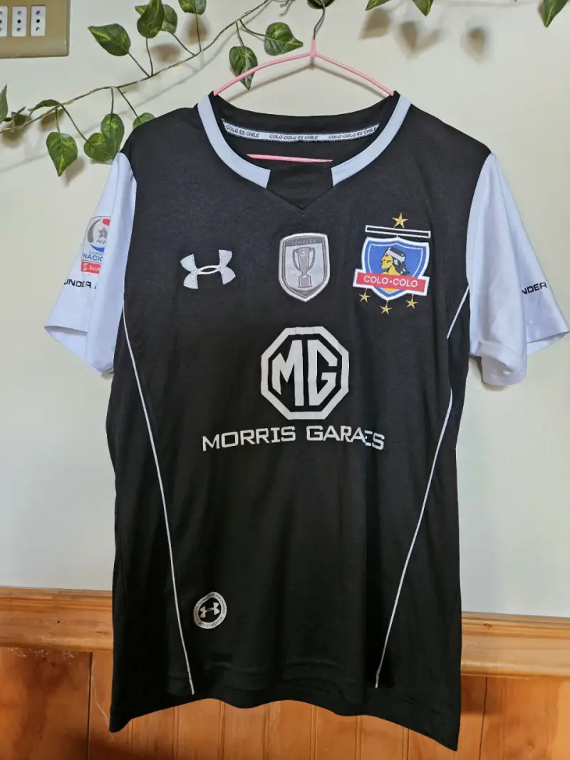 Camiseta de fútbol Colo-Colo Under Armour negra