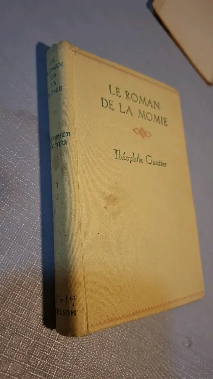 Libro 'Le Roman de la Momie' de Théophile Gautier - 1