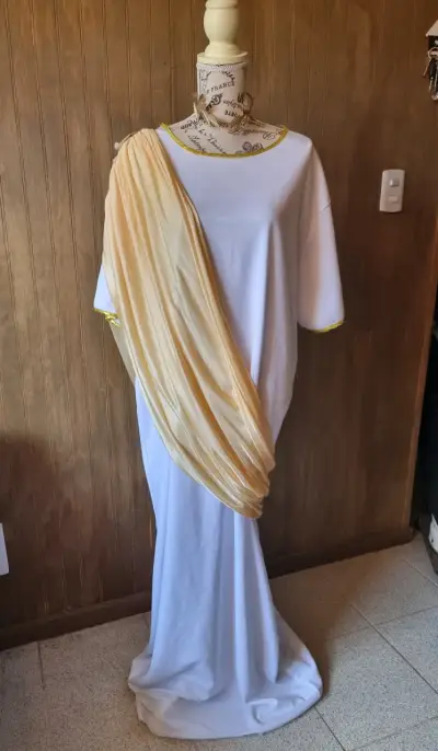 Disfraz de Toga Romana  con Detalles Dorados - miniatura 1