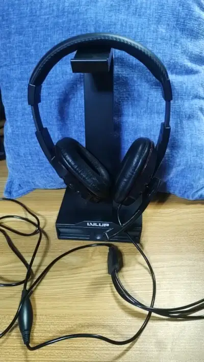 Audífonos gamer con luces LED Ultra - miniatura 5
