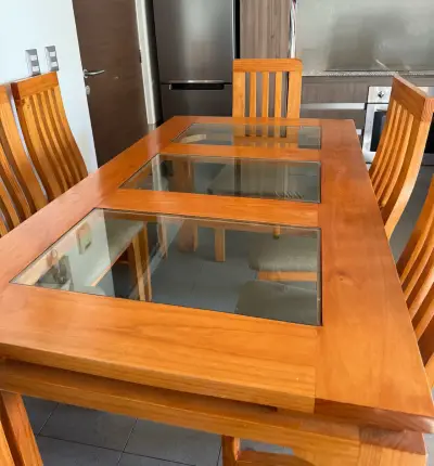 Juego de comedor y mesa de centro de regalo - miniatura 1