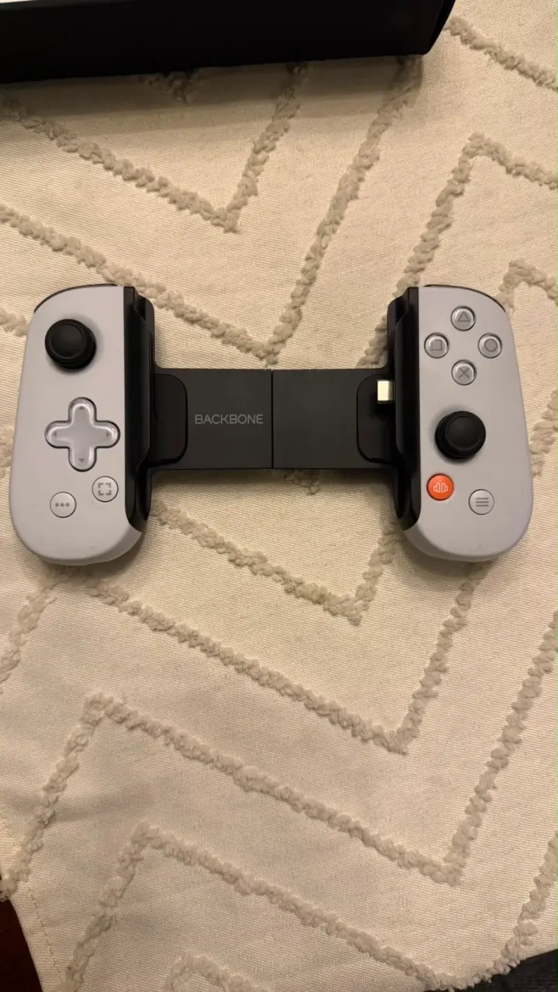 Controlador Backbone para iPhone en caja - 2