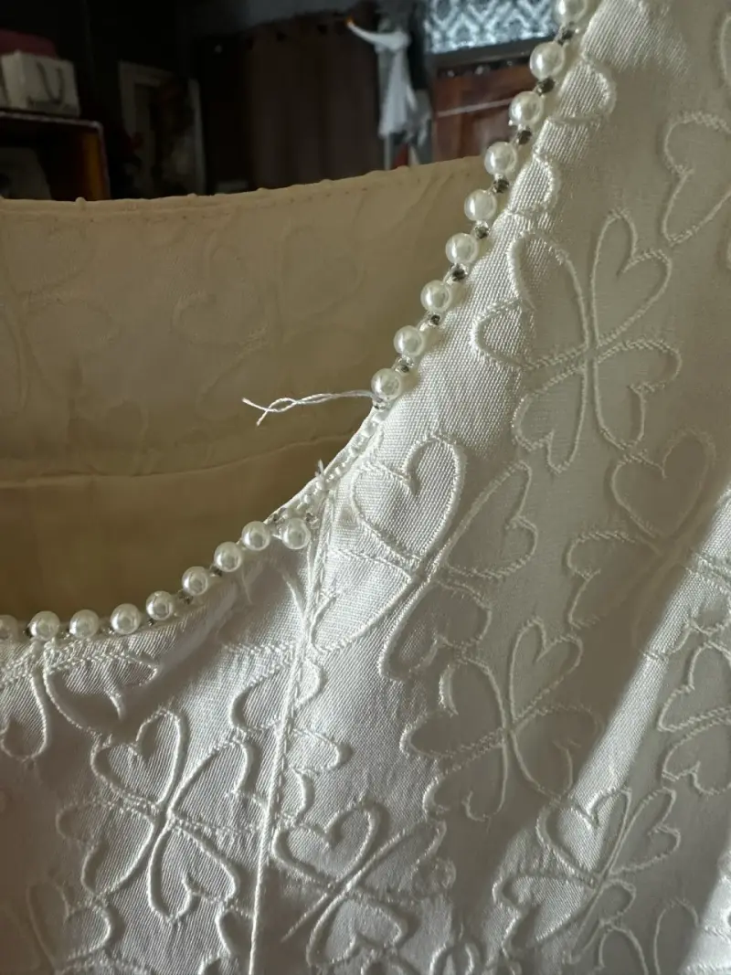 Vestido blanco con mangas abullonadas - 3