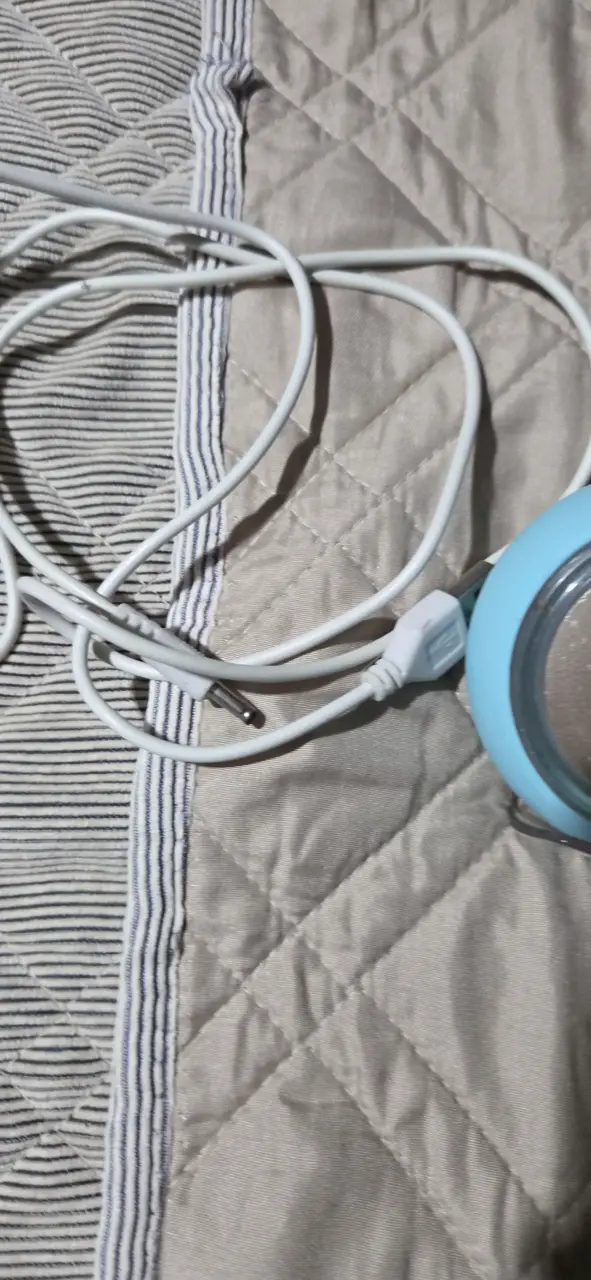 FOREO MINI de cuidado facial azul - 4