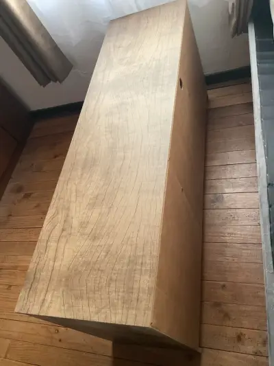 Mueble de madera para TV con estantes - miniatura 2