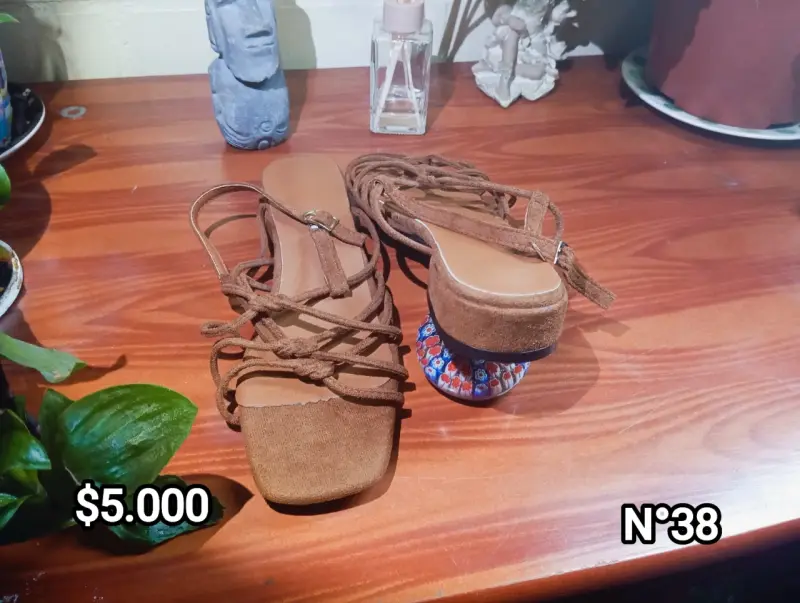 Sandalias de mujer color café talla 38